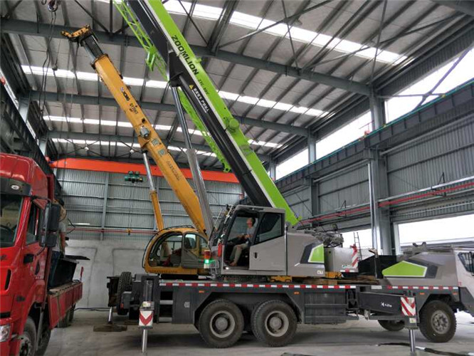 东营市高空车出租需要注意哪些安全事项？